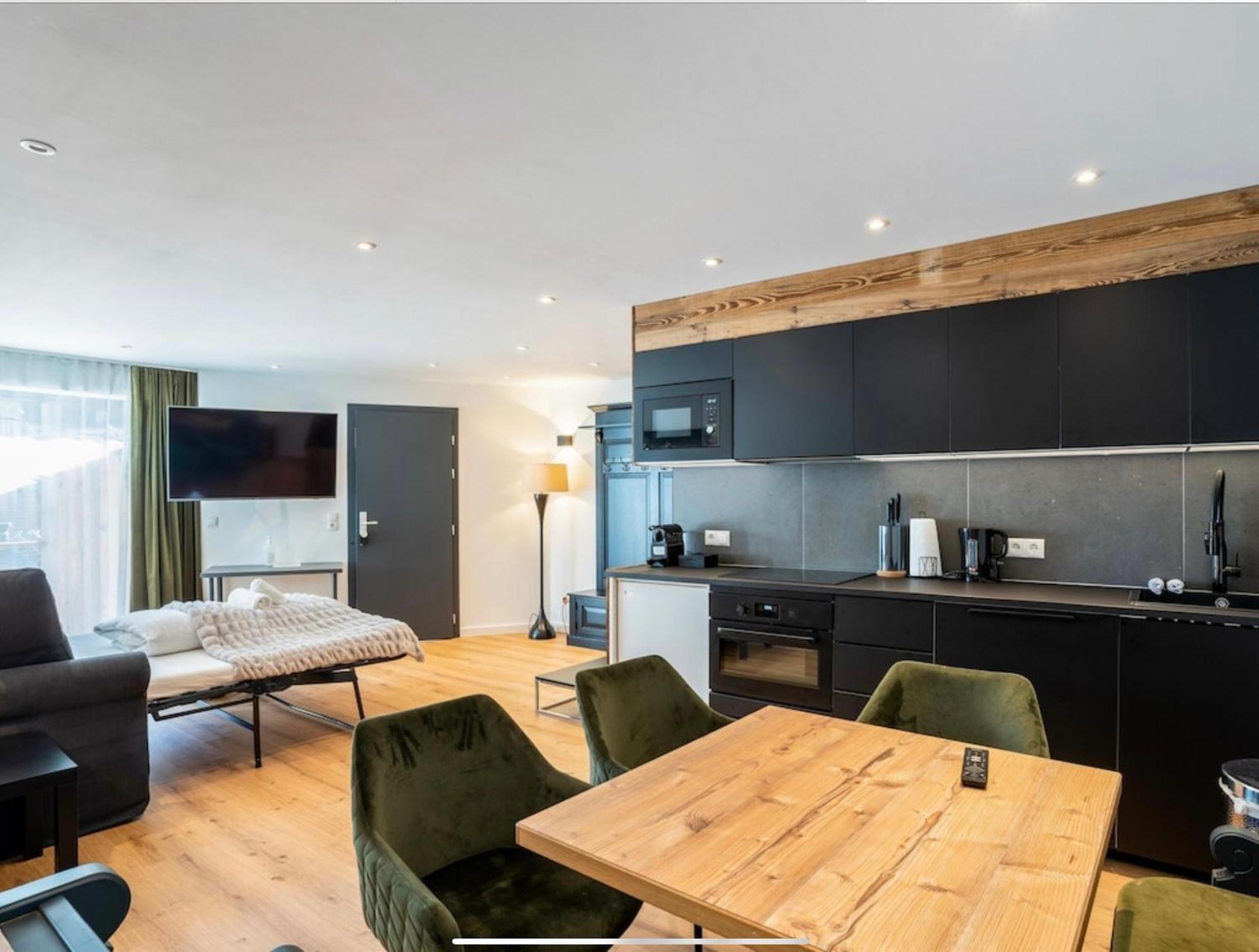 Love The Alps Apartments 리스바이제필드 외부 사진